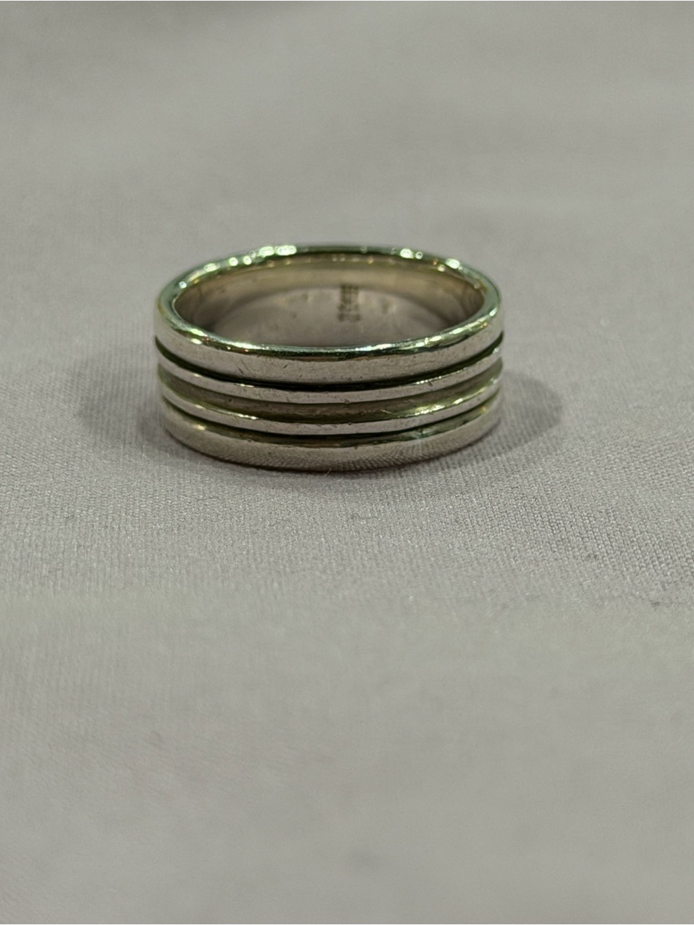 Retired James Avery Sterling Silver Unity Ribbed Band Ring – Approx. Size 10.5